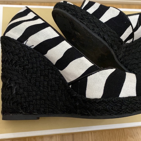 Wedge Heels - Picture 5 of 8